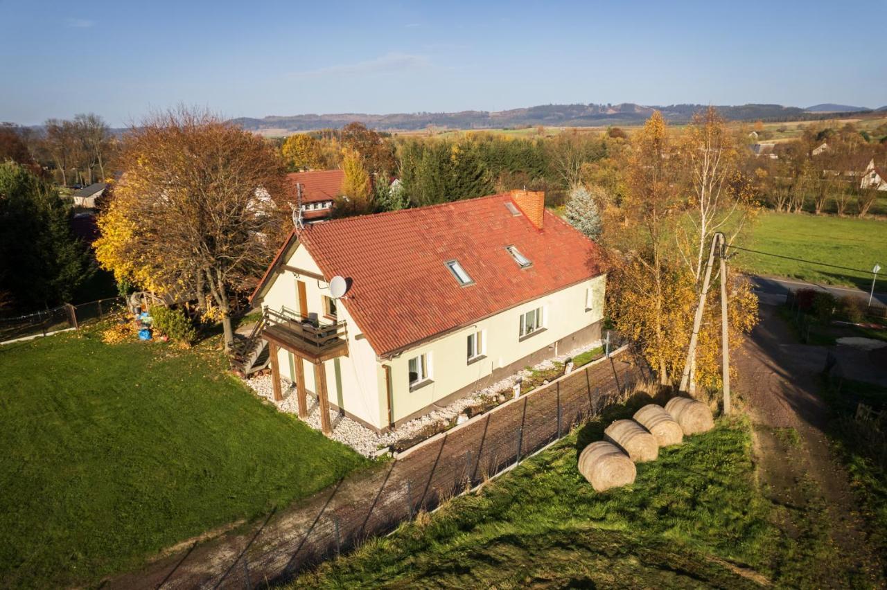 Апартаменты Na Szlaku Krzeszow  Экстерьер фото