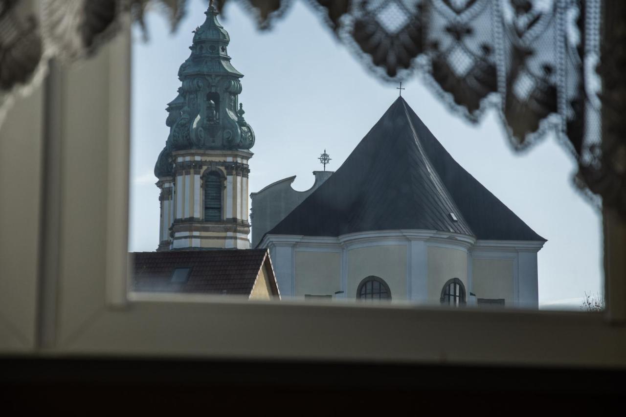 Апартаменты Na Szlaku Krzeszow  Экстерьер фото